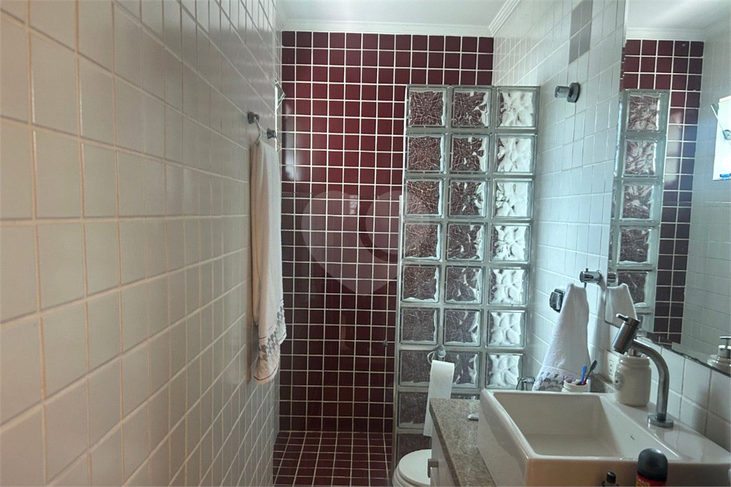 Casa à venda com 3 quartos, sendo 1 suíte, em Vila Cordeiro, São Paulo, SP
