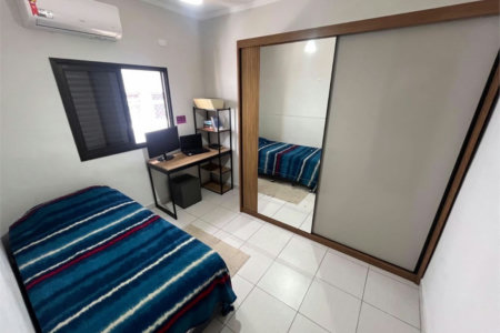 Casa com 3 dormitórios à venda, 142 m² por R$ 675.000,00 - Centro - São Vicente/SP