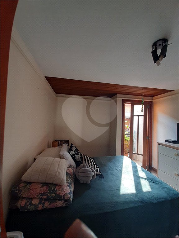 Casa à venda com 3 quartos, sendo 1 suíte, no condomínio Barbará II, São Paulo - SP