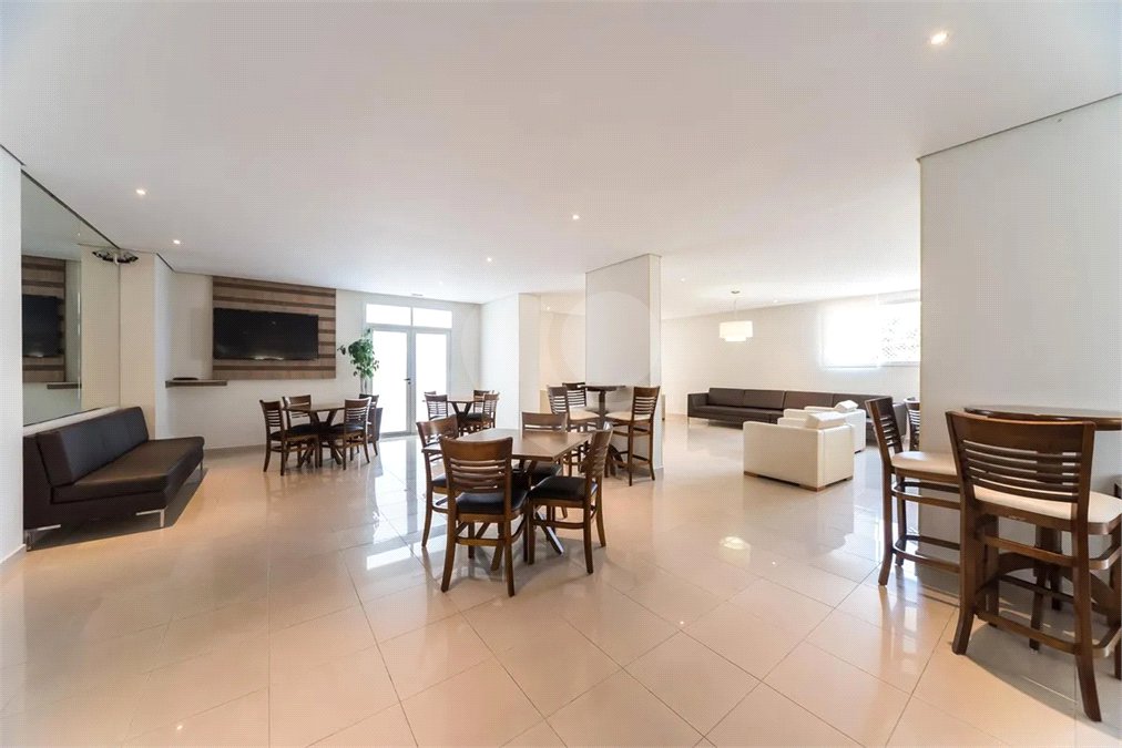 Apartamento para alugar com 3 quartos, sendo 1 suíte, em Baeta Neves, São Bernardo do Campo, SP