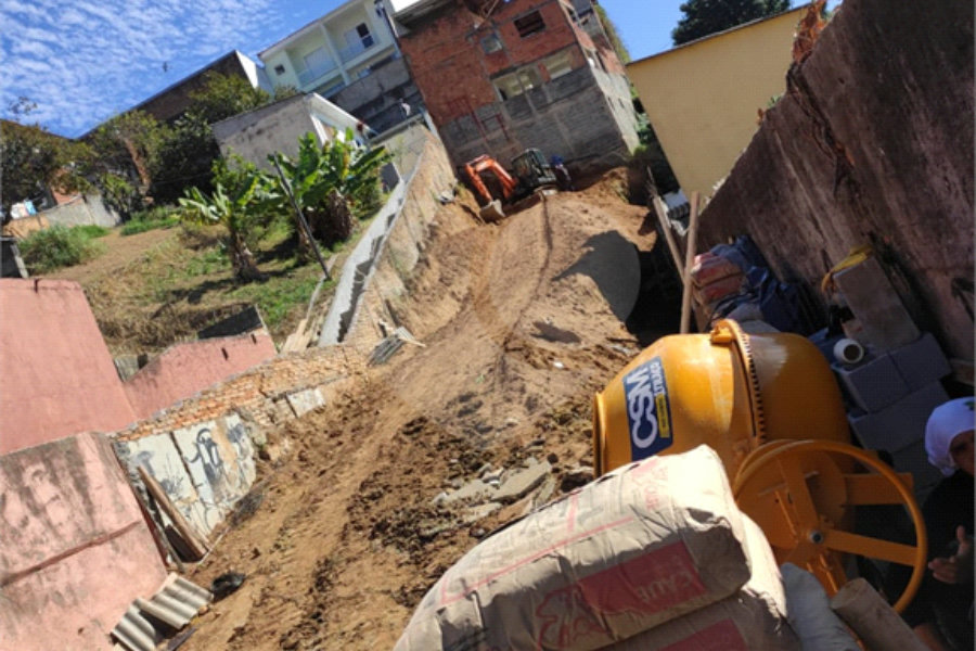 Casa à venda com 2 quartos no condomínio Daniiel Vieira, São Paulo - SP