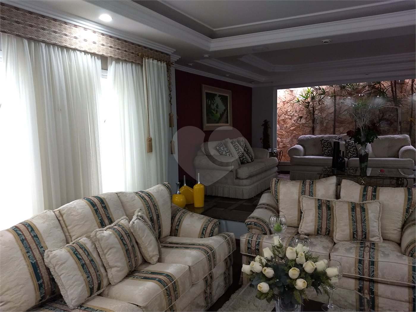 Casa Térrea à venda ou para alugar com 4 suítes em Horto, São Paulo, SP