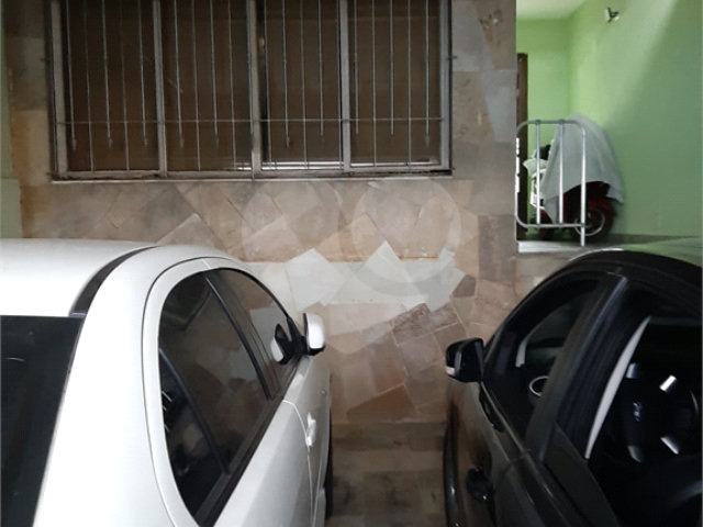 Casa à venda com 4 quartos em Jardim Peri, São Paulo, SP