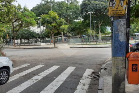 Casa à venda com 3 quartos em Grajaú, Rio de Janeiro, RJ
