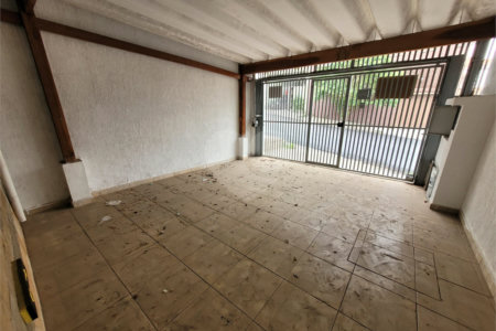 Sobrado à venda com 2 quartos em Jardim Mangalot, São Paulo, SP