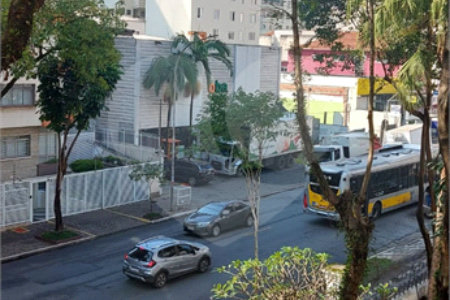 Apartamento à venda com 3 quartos, sendo 1 suíte, em Santa Cecília, São Paulo, SP