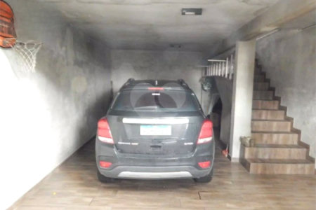Sobrado à venda com 3 quartos, sendo 1 suíte, em Vila Ré, São Paulo, SP