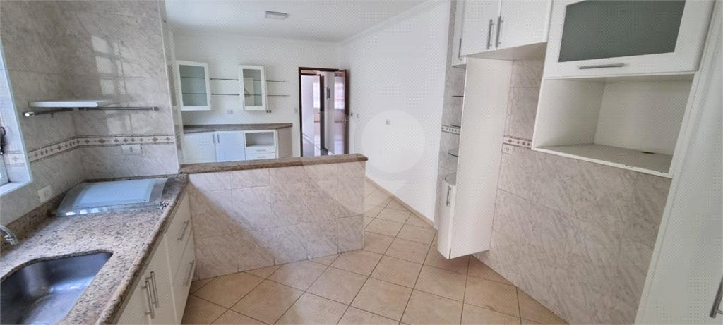 Lindo Sobrado a venda, na região da Cursino