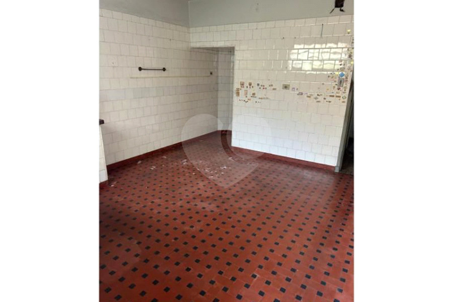 Sobrado à venda com 3 quartos, sendo 1 suíte, em Vila Paulicéia, São Paulo, SP