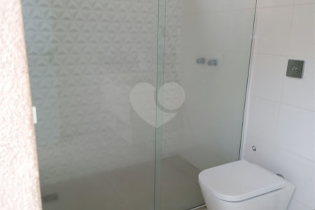 Sobrado à venda com 4 quartos, sendo 1 suíte, em Reserva San Gabriel, Ribeirão Preto, SP