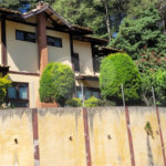 Casa à venda com 3 quartos, sendo 1 suíte, no condomínio Sausalito, Mairiporã - SP