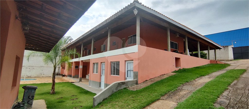 Chácara à venda com 3 quartos, sendo 1 suíte, em Chácaras Reunidas Ipê, Itu, SP
