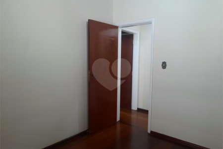 Casa Térrea à venda com 3 quartos, sendo 2 suítes,  em Jardim Marajoara, São Paulo, SP