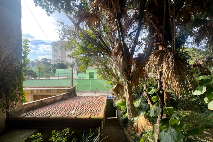 Casa à venda com 3 quartos em Horto, São Paulo, SP