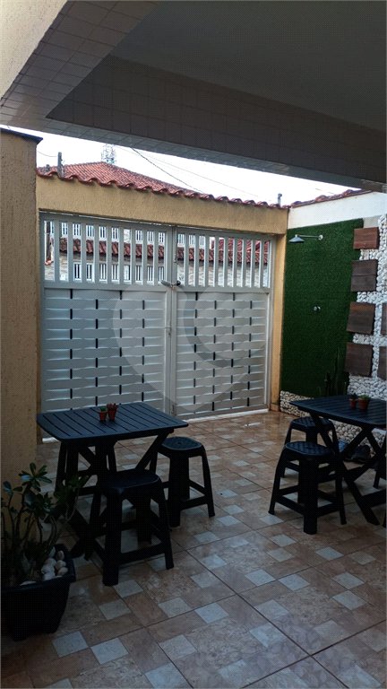Sobrado á venda - Praia Grande