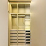 Casa Térrea Evidências - Indaiatuba/SP - R$ 1.950.000,00 - Área Total 307,33 m² - Área Construída 201,90 m² - TÉRREA - 03 suítes sendo a master com closet; Escritório; Lavabo; Cozinha com cooktop, forno, micro-ondas e coifa; Móveis planejados na hall de entrada, sala, escritório, cozinha, gourmet, s