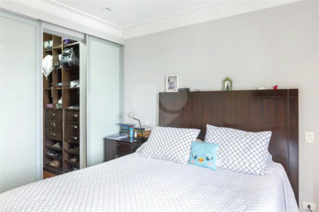 APARTAMENTO COM 3 DORMITÓRIOS, 3 SUÍTES, 3 VAGAS, LAVABO, LAZER, 193 M² - MOEMA