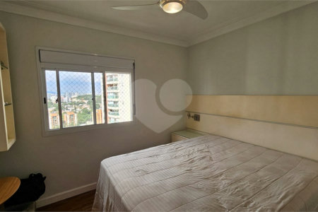 Apartamento à venda com 3 quartos, sendo 1 suíte,  em Vila Leopoldina, São Paulo, SP