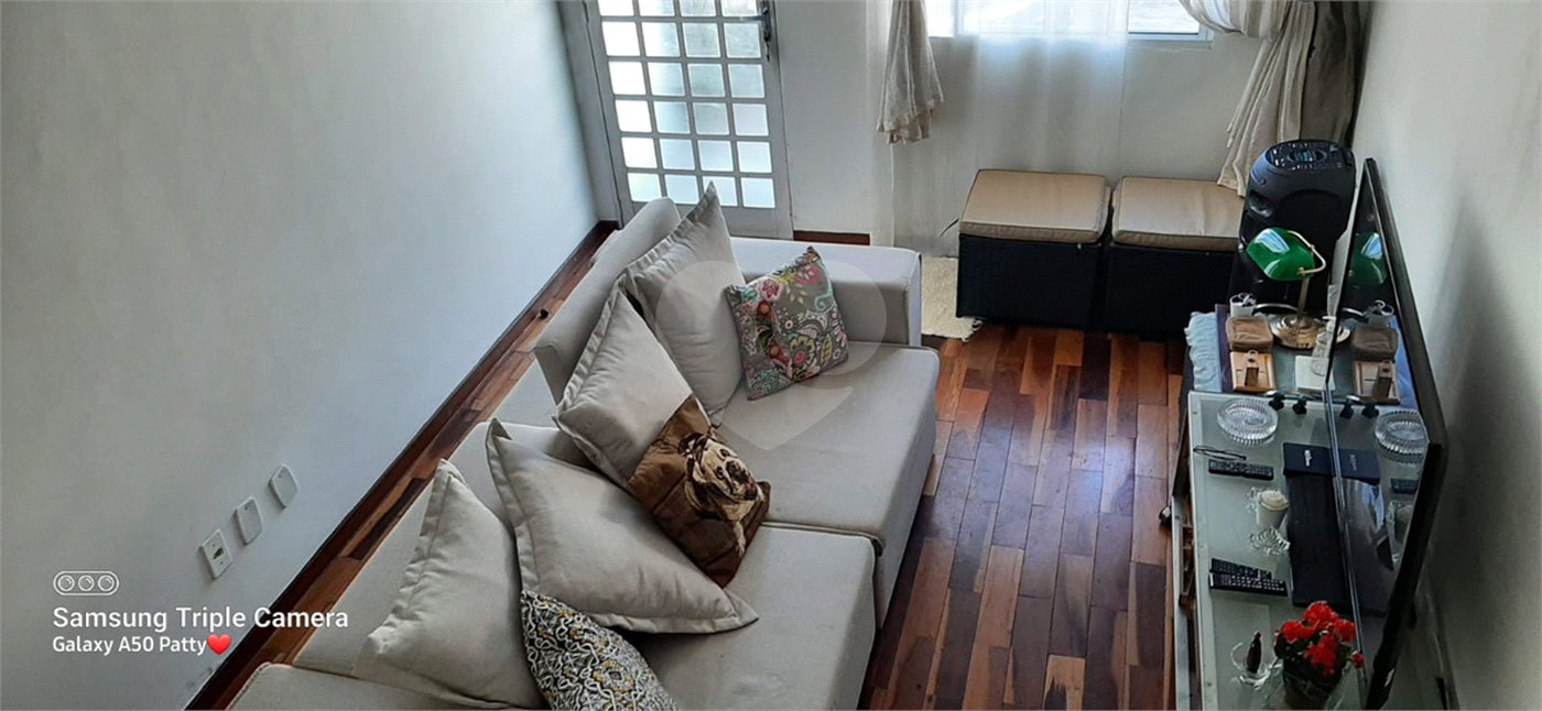 Casa à venda com 2 quartos no condomínio Res Santorini, Cotia - SP