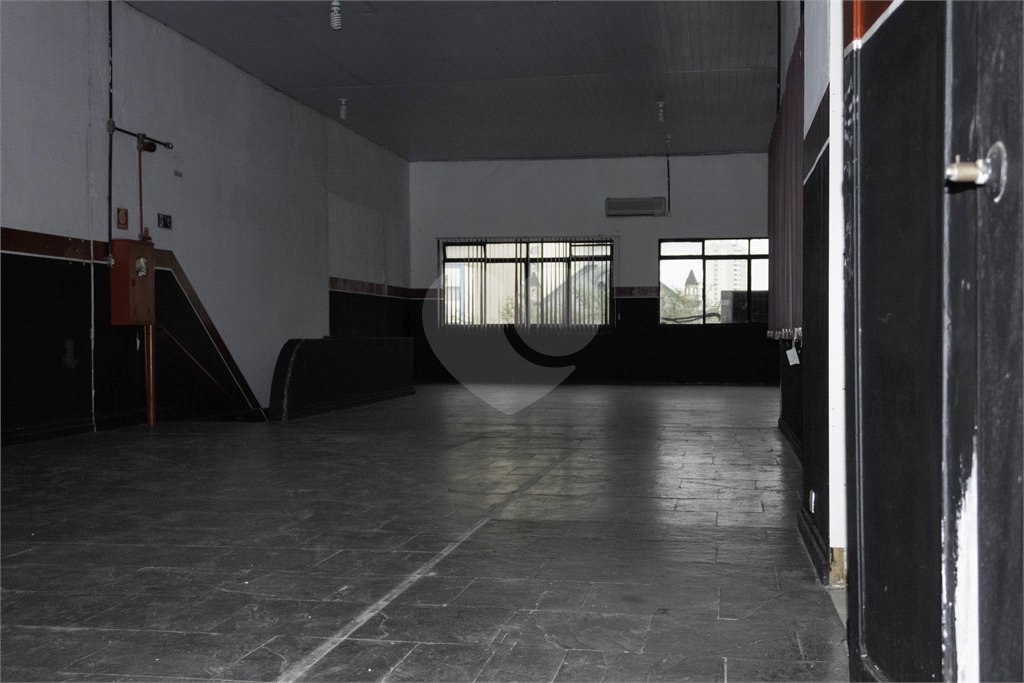 Prédio à venda em Bom Retiro, São Paulo, SP