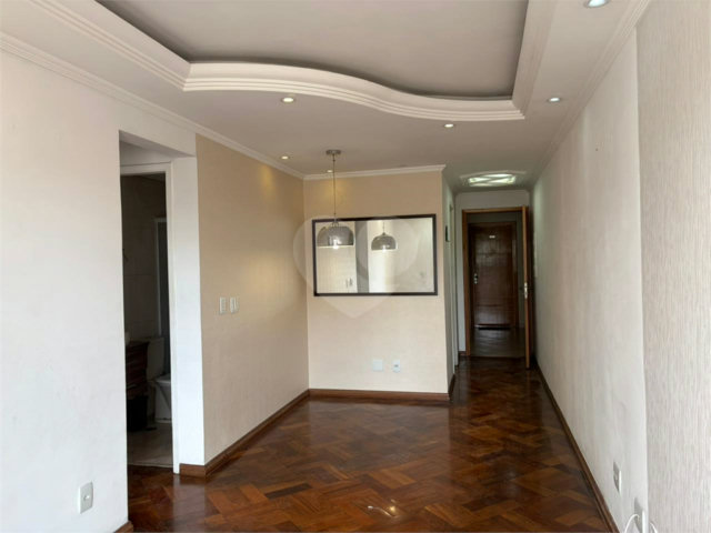 Apartamento à venda com 2 quartos, sendo 1 suíte,  em Vila Galvão, Guarulhos, SP