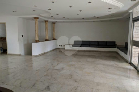 Casa à venda com 4 quartos, sendo 2 suítes, em Brooklin Velho, São Paulo, SP