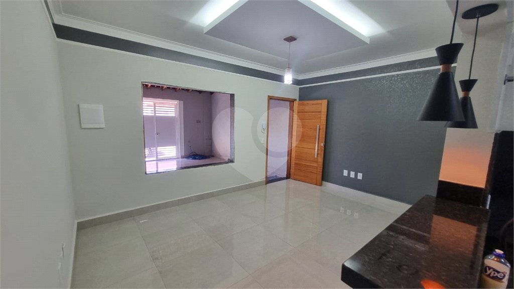 Casa à venda com 3 quartos, sendo 1 suíte, em Vila Brizzola, Indaiatuba, SP