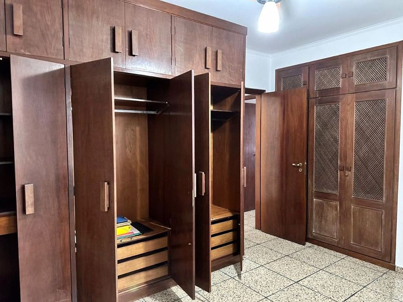 Apartamento Residencial à venda, Itararé, São Vicente - AP0948.