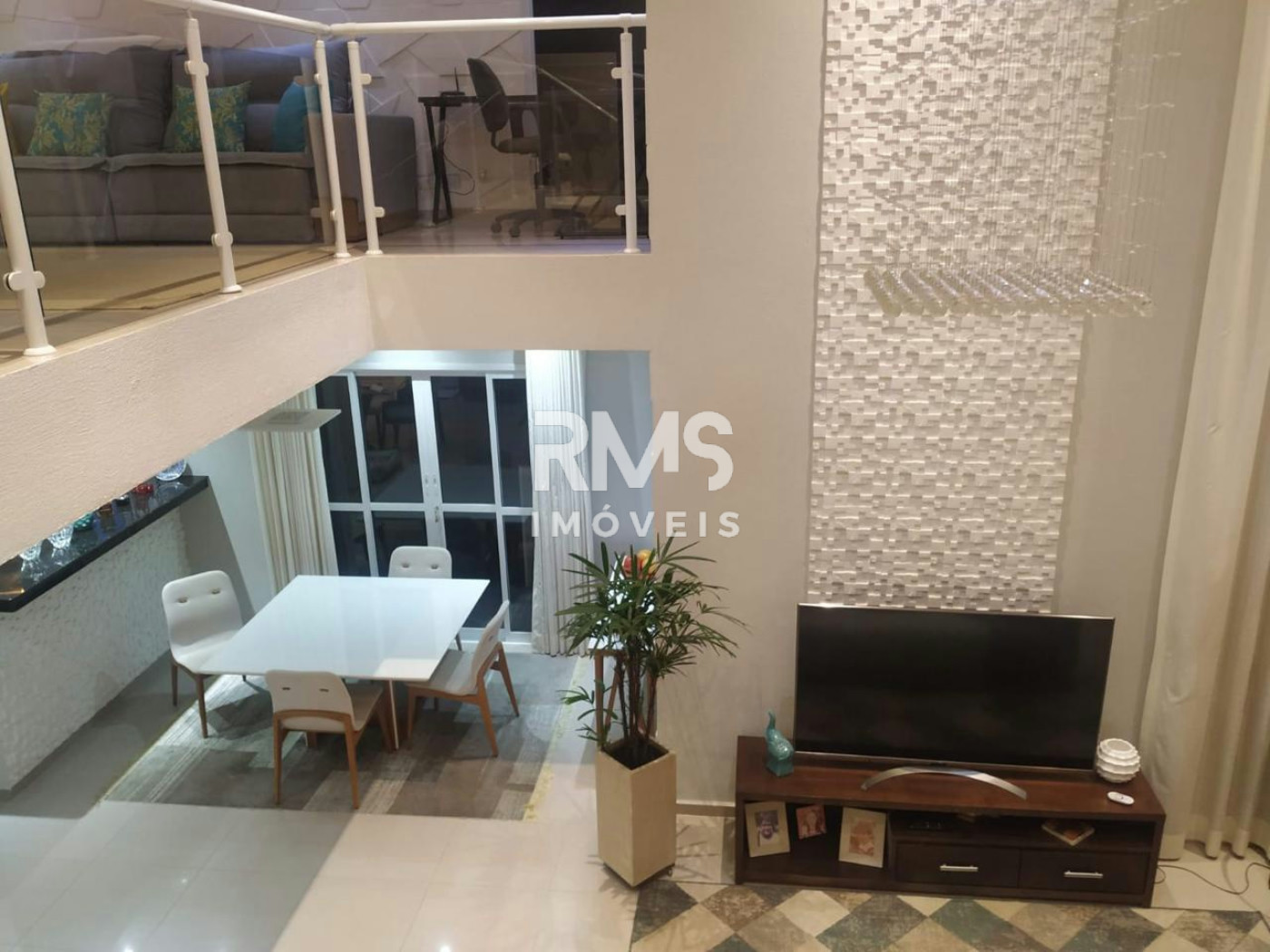 Casa à venda ou para alugar com 3 quartos, sendo 1 suíte,  no condomínio Terras de Mont Serrat, Salto - SP