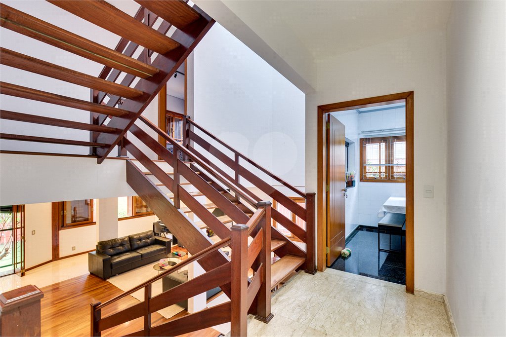 Casa à venda com 4 suítes em Chácara Monte Alegre, São Paulo, SP