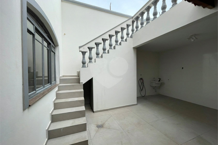 Sobrado à venda com 3 quartos, sendo 2 suítes, em Vila Palmeiras, São Paulo, SP