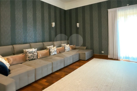 Casa à venda com 4 suítes no condomínio Halvétia Country Residencial, Indaiatuba - SP
