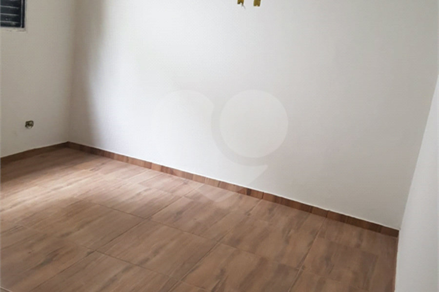 Chácara à venda com 4 quartos, sendo 1 suíte, no Centro, Biritiba-mirim, SP