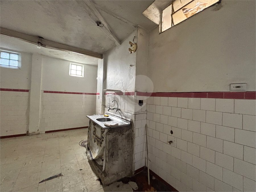 Sobrado à venda com 4 quartos em Vila Paulicéia, São Paulo, SP