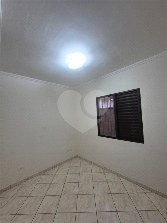 Sobrado à venda com 3 quartos, sendo 1 suíte, em Vila Bonilha, São Paulo, SP