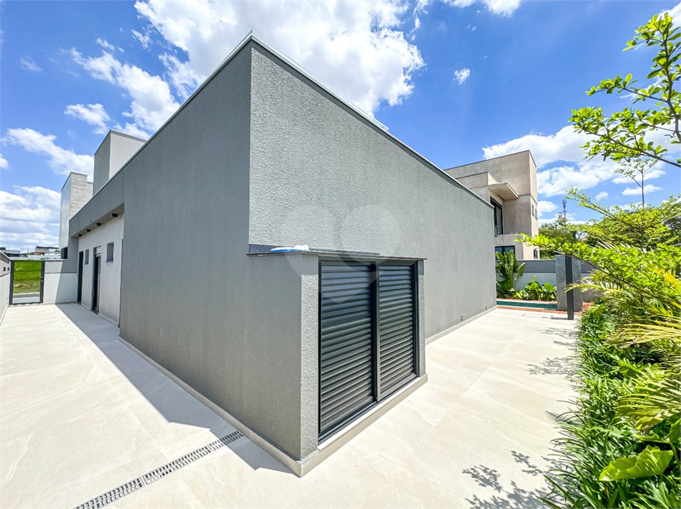 Casa à venda com 3 suítes no condomínio Villa dos Pinheiros, Indaiatuba - SP