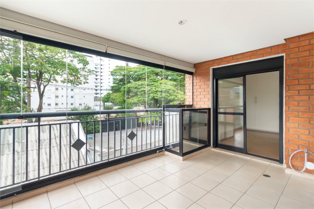 Apartamento à venda com 2 suítes em Campo Belo, São Paulo, SP