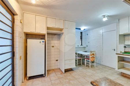 Casa à venda com 3 quartos, sendo 1 suíte, em Brooklin, São Paulo, SP