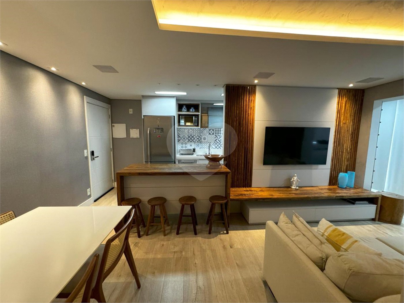 Apartamento à venda com 2 quartos, sendo 1 suíte,  em Jardim Vazani, São Paulo, SP