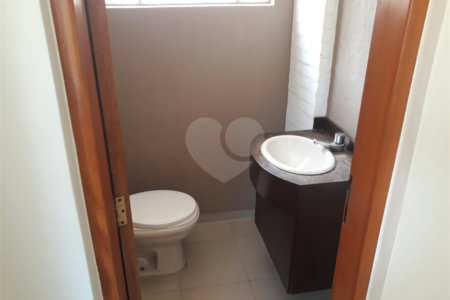 Casa à venda com 2 quartos em Vila Cordeiro, São Paulo, SP