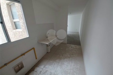 Apartamento à venda com 2 quartos em Santa Cruz, Rio de Janeiro, RJ