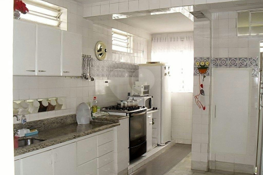 Sobrado à venda com 4 quartos, sendo 1 suíte, em Jardim São Paulo(zona Norte), São Paulo, SP