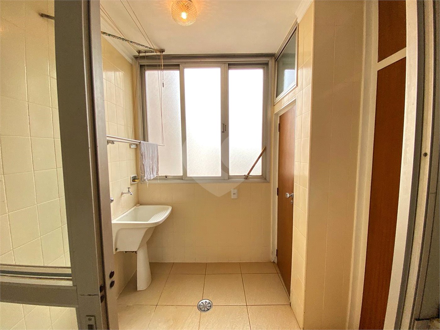 Apartamento à venda com 2 quartos, sendo 1 suíte, no Centro, Ribeirão Preto, SP