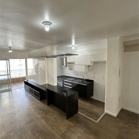 Apartamento à venda com 3 quartos, sendo 1 suíte, em Jardim Umarizal, São Paulo, SP