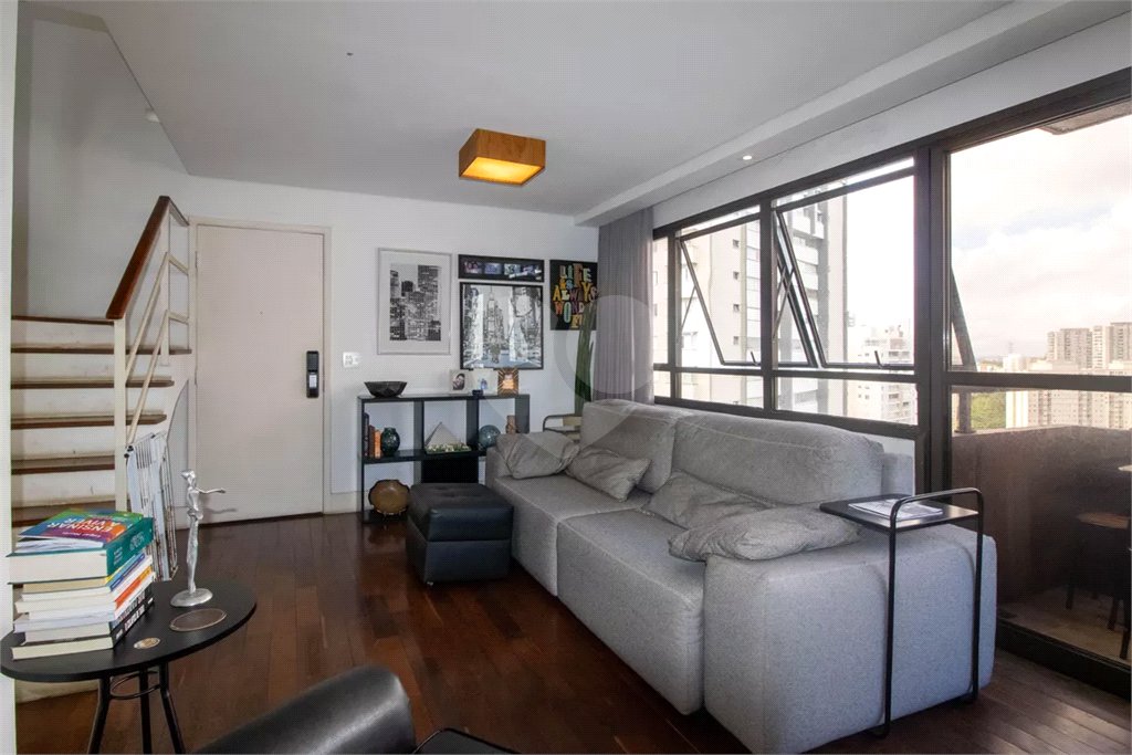 Duplex à venda com 2 suítes em Jardim Londrina, São Paulo, SP