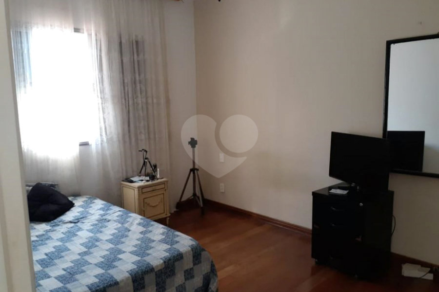 Sobrado à venda com 3 quartos, sendo 1 suíte, em Vila Mariana, São Paulo, SP