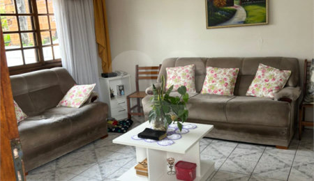 Sobrado à venda com 4 quartos em Tremembé, São Paulo, SP
