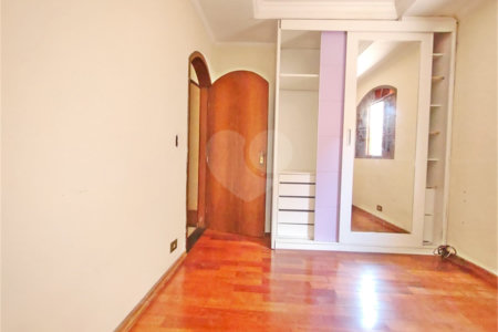 Casa à venda com 3 quartos, sendo 1 suíte, em Vila Mazzei, São Paulo, SP