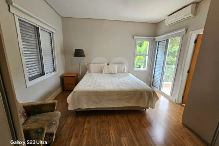 Casa à venda com 4 suítes no condomínio Vinhas da Vista Alegre - Lado Café, Vinhedo - SP