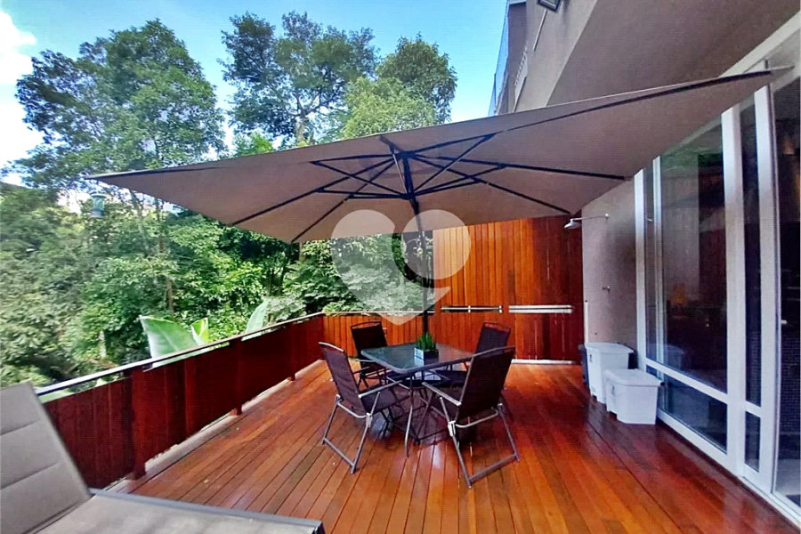 Casa à venda com 4 quartos, sendo 3 suítes,  no condomínio Itatinga 1, São Paulo - SP